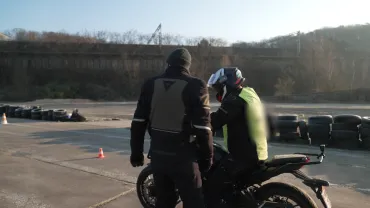 Contacts : Vis ma vie d'instructeur moto