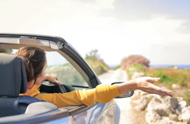 Sécurité routière : bonnes (route des) vacances ! (Source : Andrea Piacquadio sur Pexels)
