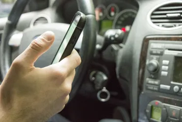 Le GSM au volant