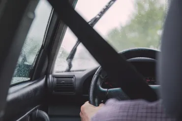 Sécurité routière : conduire sous la pluie (Source : freestocks-photos sur pixabay.com)
