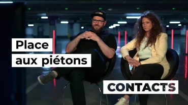 Contacts : Panel de la route - La place des piétons