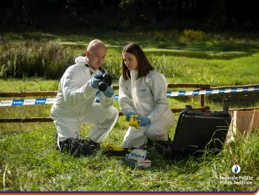 La police technique et scientifique fournit des preuves objectives